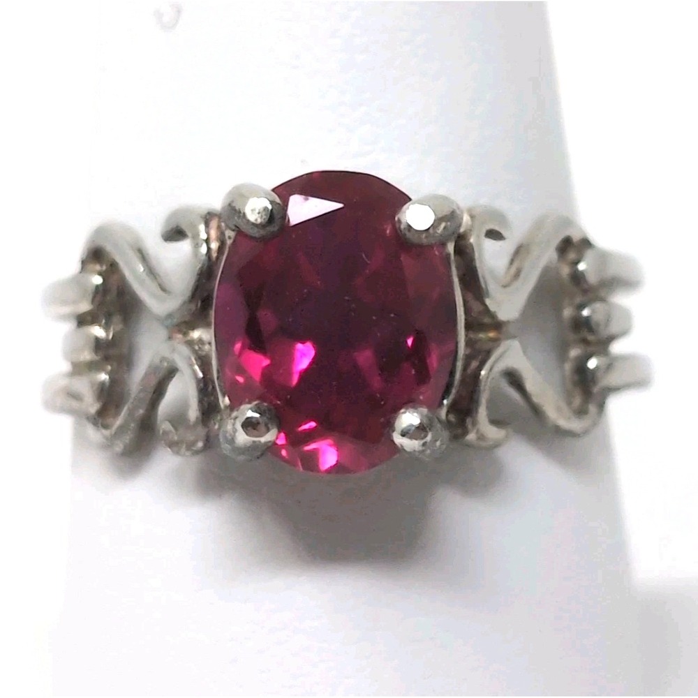 Vtg Sterling Silver 925 Oval Synthetic Ruby Ring Openwork Design 3.91g Size 9